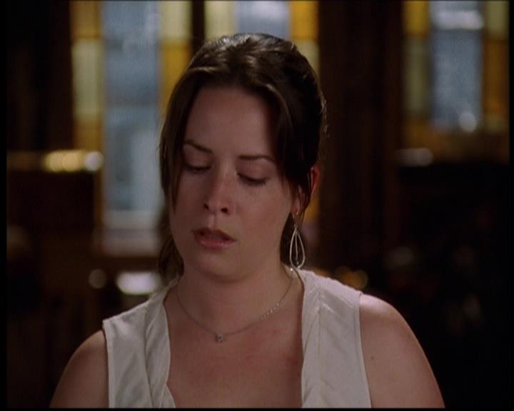 Charmed-Online-dot-709TheresSomethingAboutLeo0959.jpg