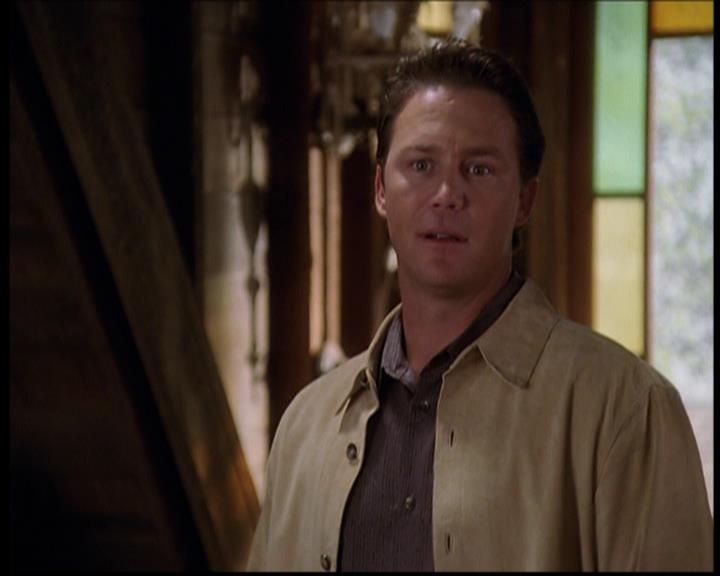 Charmed-Online-dot-709TheresSomethingAboutLeo1000.jpg