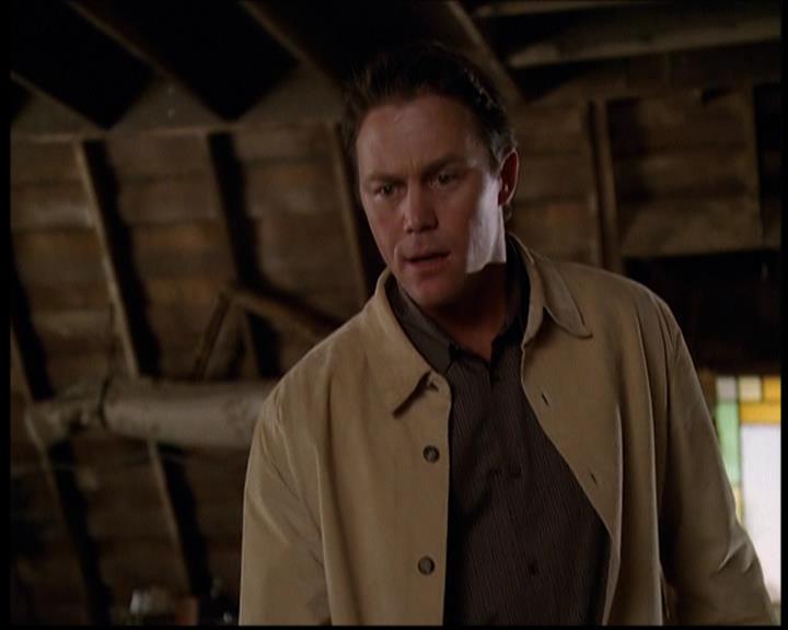 Charmed-Online-dot-709TheresSomethingAboutLeo1012.jpg
