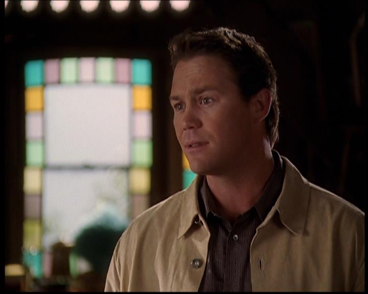 Charmed-Online-dot-709TheresSomethingAboutLeo1061.jpg