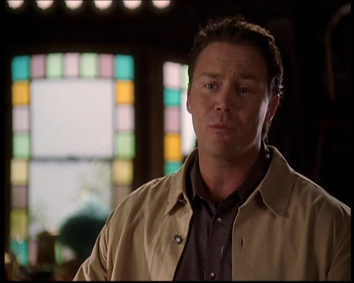Charmed-Online-dot-709TheresSomethingAboutLeo1074.jpg