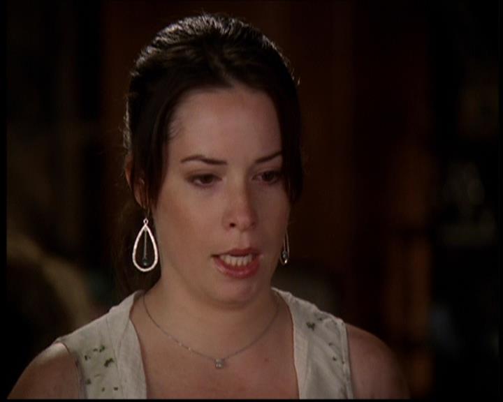 Charmed-Online-dot-709TheresSomethingAboutLeo1112.jpg