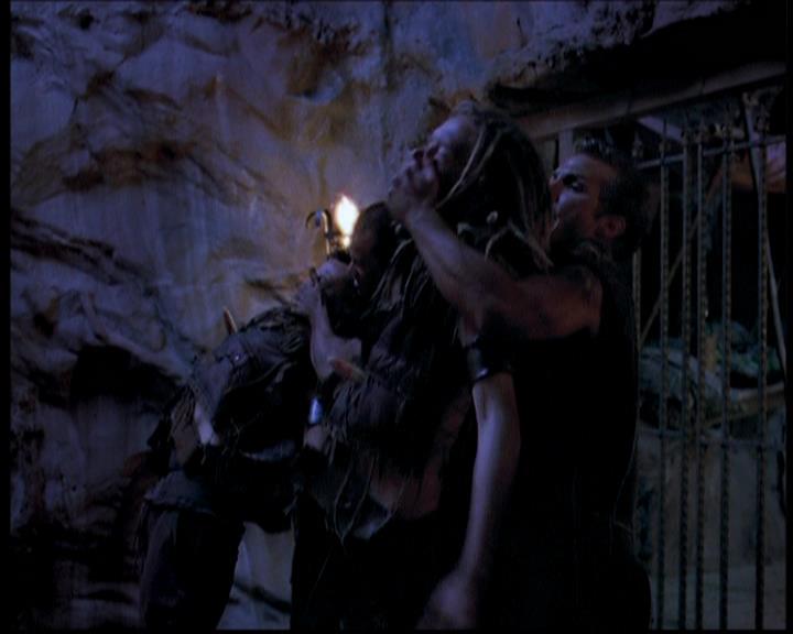 Charmed-Online-dot-709TheresSomethingAboutLeo1132.jpg Charmed-Online-dot-709TheresSomethingAboutLeo1132.jpg