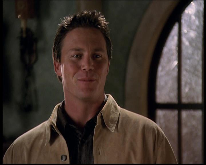 Charmed-Online-dot-709TheresSomethingAboutLeo1196.jpg