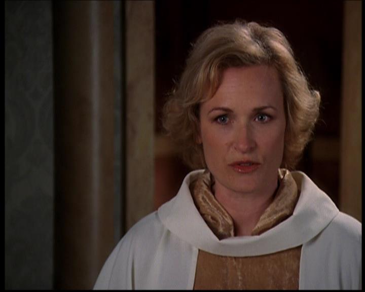 Charmed-Online-dot-709TheresSomethingAboutLeo1213.jpg