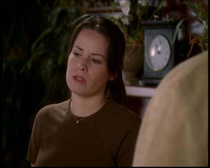 Charmed-Online-dot-709TheresSomethingAboutLeo1301.jpg