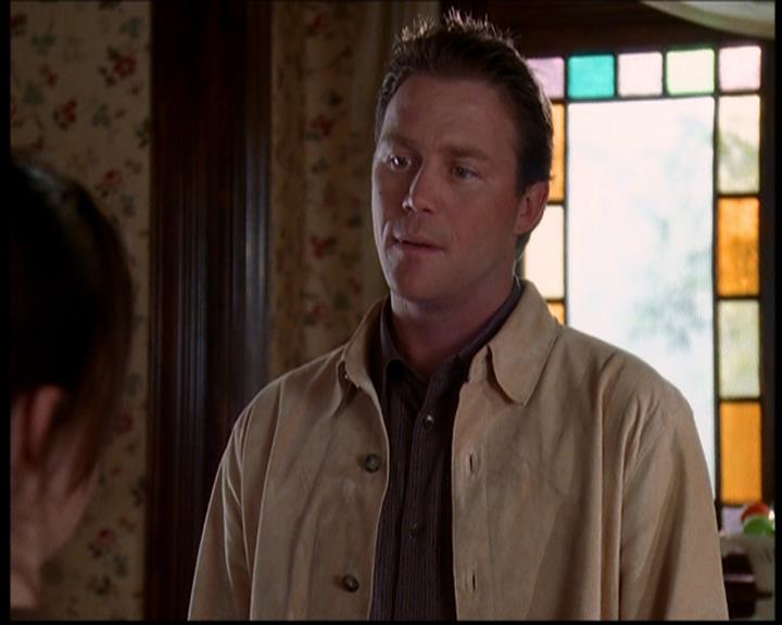 Charmed-Online-dot-709TheresSomethingAboutLeo1302.jpg