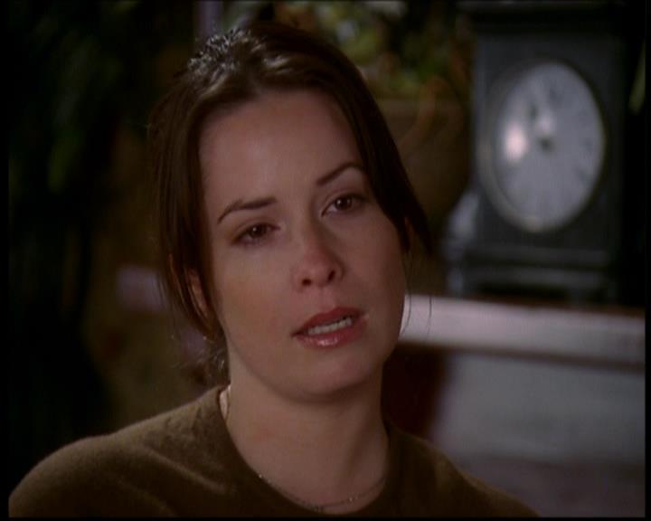 Charmed-Online-dot-709TheresSomethingAboutLeo1313.jpg