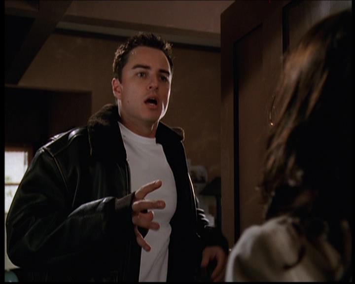 Charmed-Online-dot-709TheresSomethingAboutLeo1415.jpg Charmed-Online-dot-709TheresSomethingAboutLeo1415.jpg