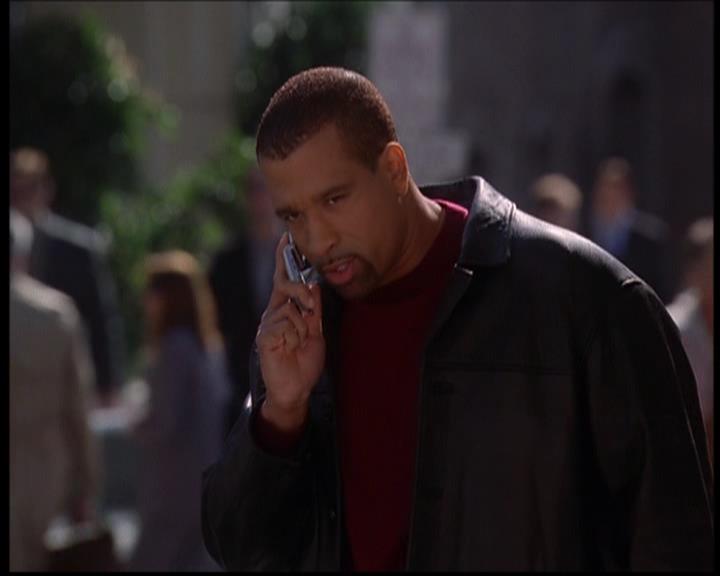 Charmed-Online-dot-709TheresSomethingAboutLeo1461.jpg