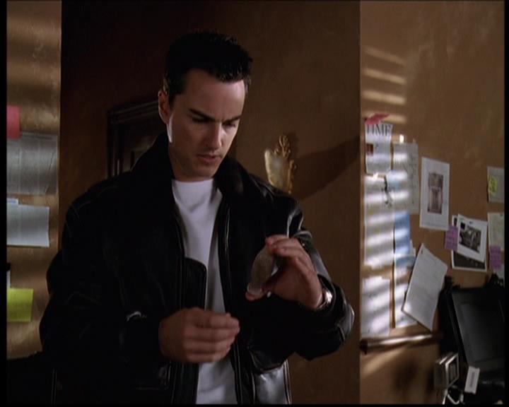 Charmed-Online-dot-709TheresSomethingAboutLeo1484.jpg