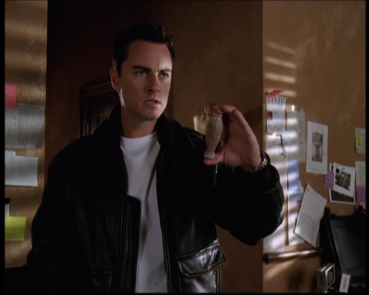 Charmed-Online-dot-709TheresSomethingAboutLeo1487.jpg