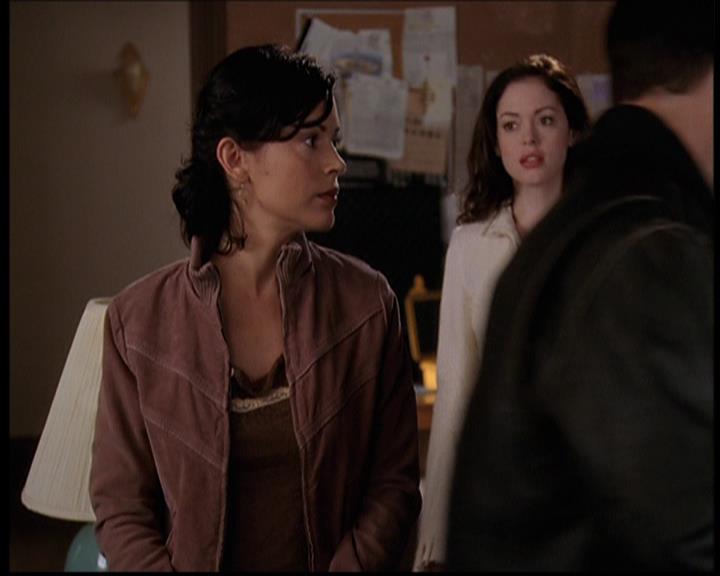 Charmed-Online-dot-709TheresSomethingAboutLeo1493.jpg