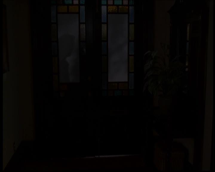 Charmed-Online-dot-709TheresSomethingAboutLeo1497.jpg