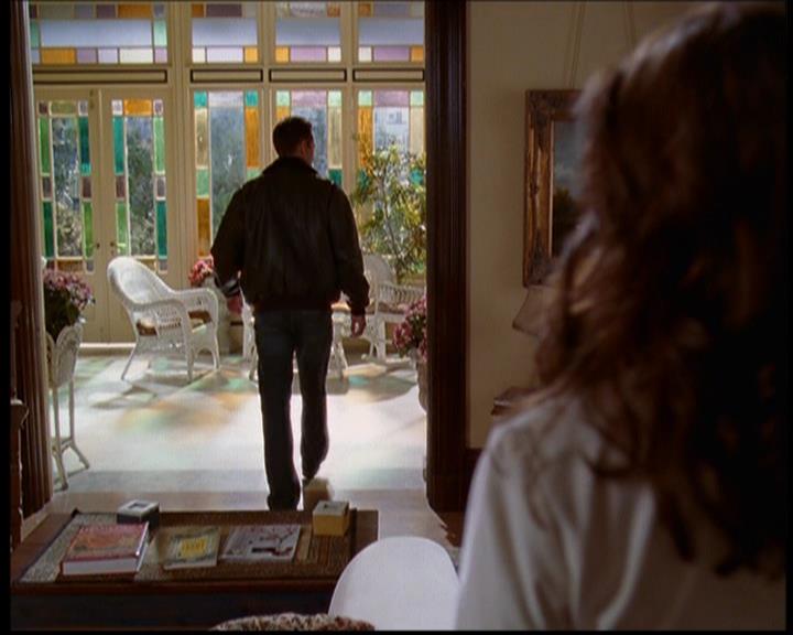Charmed-Online-dot-709TheresSomethingAboutLeo1506.jpg