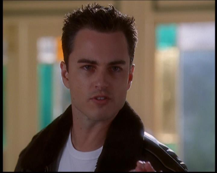 Charmed-Online-dot-709TheresSomethingAboutLeo1534.jpg