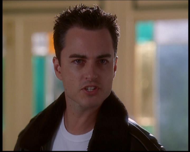 Charmed-Online-dot-709TheresSomethingAboutLeo1535.jpg