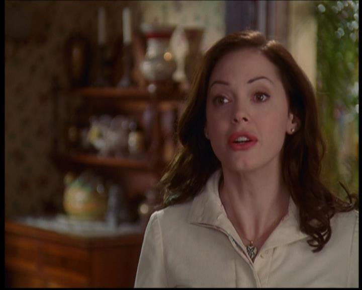 Charmed-Online-dot-709TheresSomethingAboutLeo1564.jpg