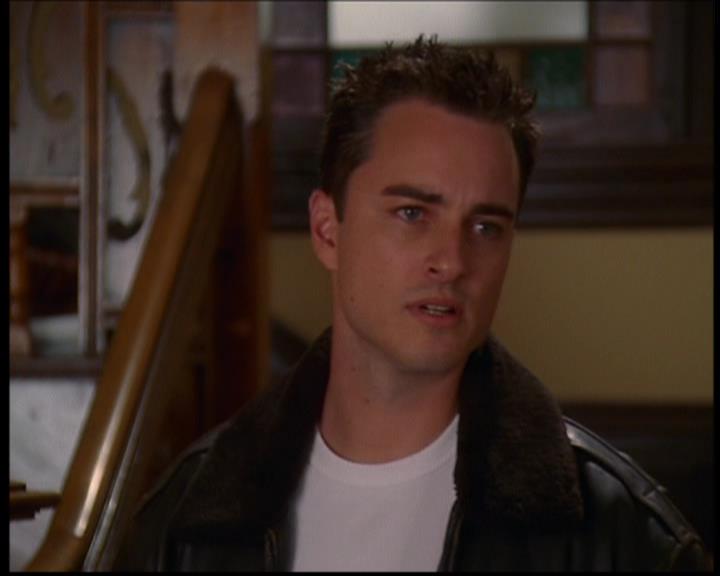 Charmed-Online-dot-709TheresSomethingAboutLeo1572.jpg