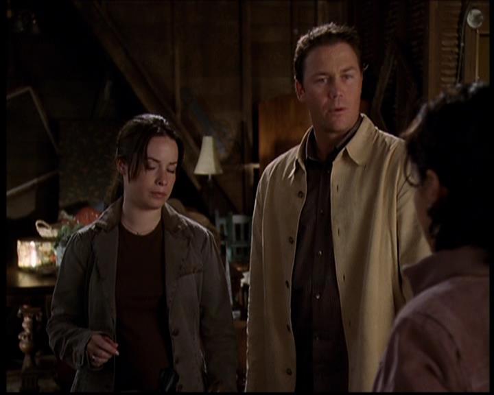 Charmed-Online-dot-709TheresSomethingAboutLeo1613.jpg