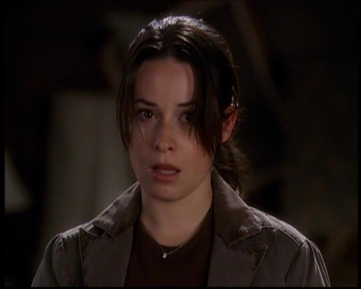 Charmed-Online-dot-709TheresSomethingAboutLeo1617.jpg Charmed-Online-dot-709TheresSomethingAboutLeo1617.jpg