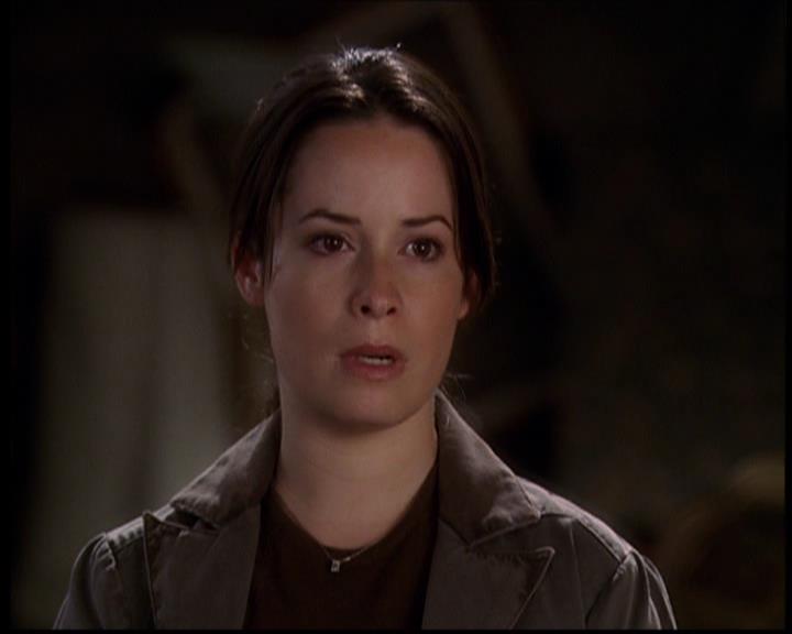 Charmed-Online-dot-709TheresSomethingAboutLeo1630.jpg