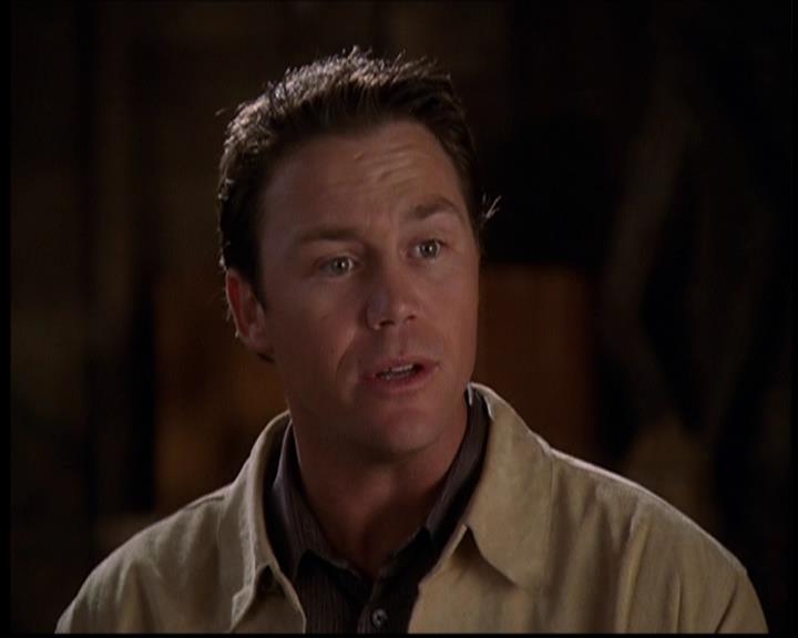 Charmed-Online-dot-709TheresSomethingAboutLeo1662.jpg