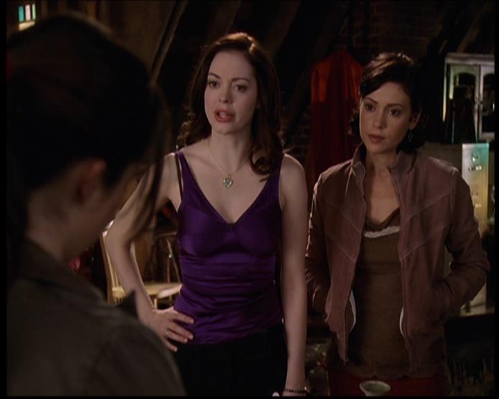 Charmed-Online-dot-709TheresSomethingAboutLeo1668.jpg