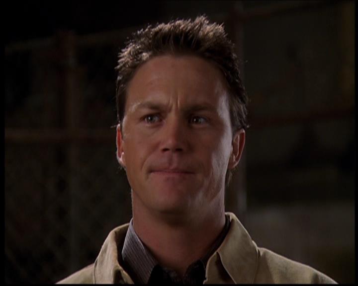 Charmed-Online-dot-709TheresSomethingAboutLeo1835.jpg