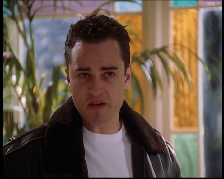Charmed-Online-dot-709TheresSomethingAboutLeo1866.jpg