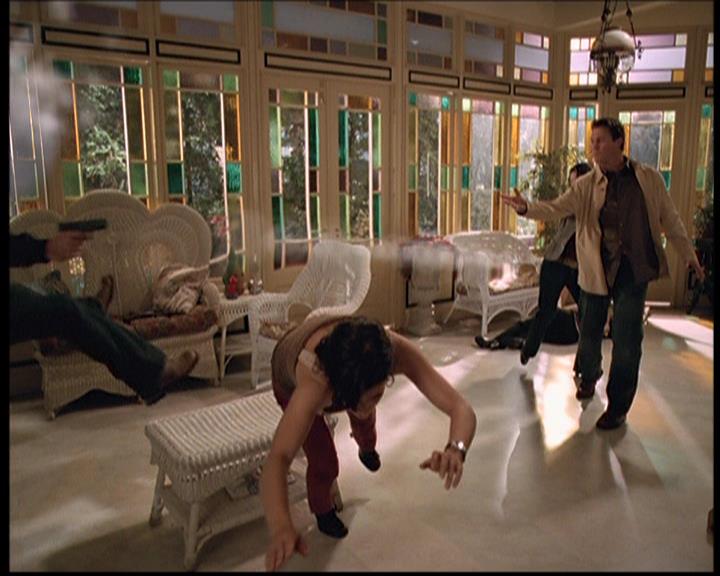 Charmed-Online-dot-709TheresSomethingAboutLeo1904.jpg