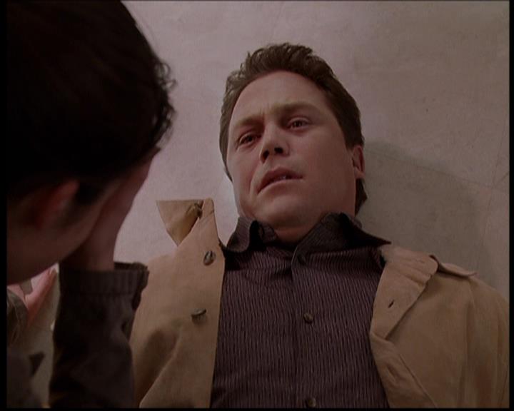 Charmed-Online-dot-709TheresSomethingAboutLeo1944.jpg