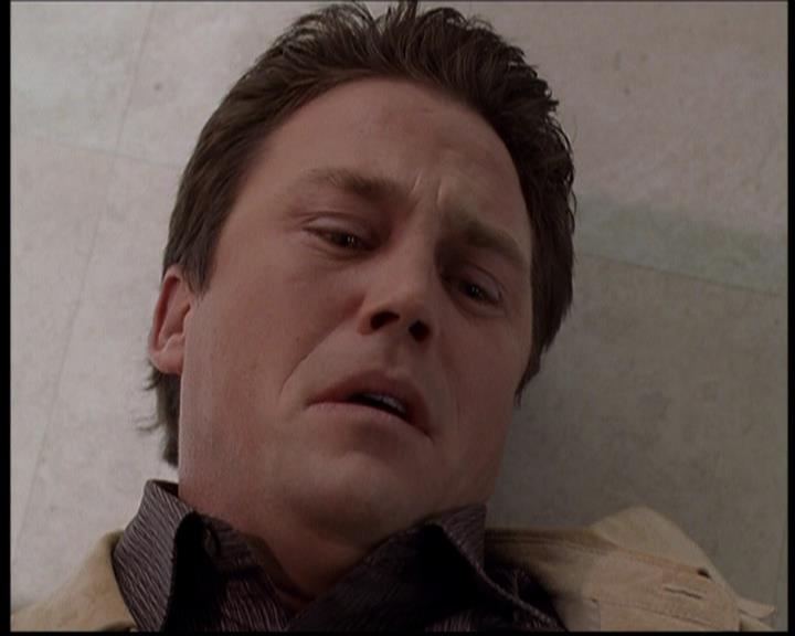 Charmed-Online-dot-709TheresSomethingAboutLeo1998.jpg