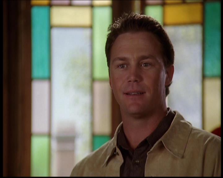 Charmed-Online-dot-709TheresSomethingAboutLeo2069.jpg