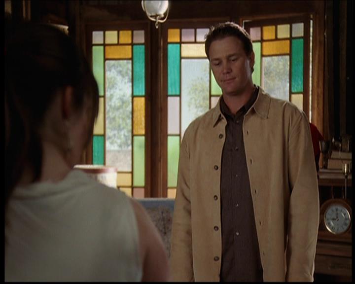 Charmed-Online-dot-709TheresSomethingAboutLeo2078.jpg