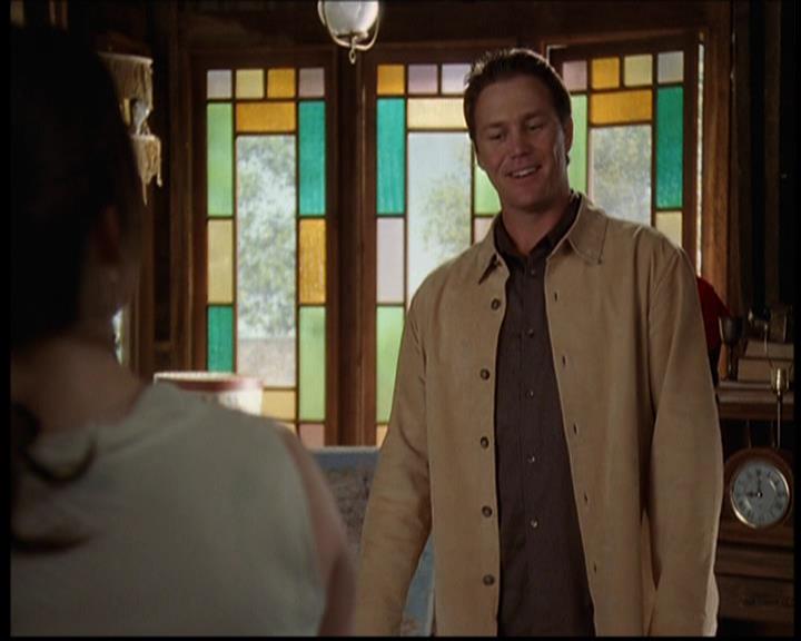 Charmed-Online-dot-709TheresSomethingAboutLeo2082.jpg