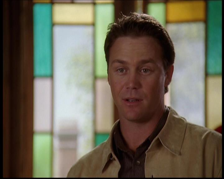 Charmed-Online-dot-709TheresSomethingAboutLeo2088.jpg