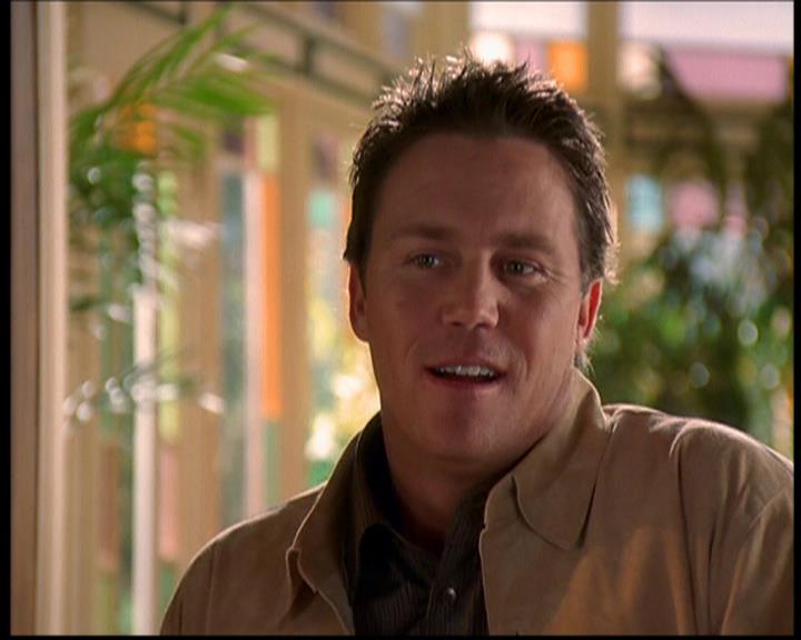 Charmed-Online-dot-709TheresSomethingAboutLeo2131.jpg
