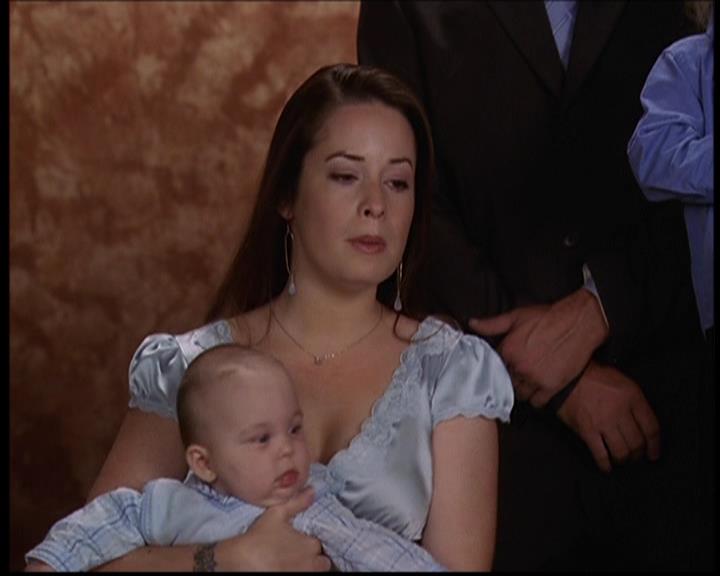 Charmed-Online-dot-710WitchnessProtection0039.jpg