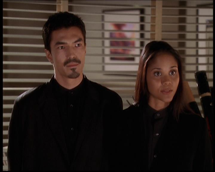 Charmed-Online-dot-710WitchnessProtection0088.jpg