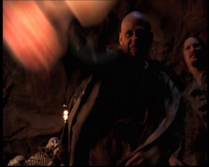 Charmed-Online-dot-710WitchnessProtection0130.jpg