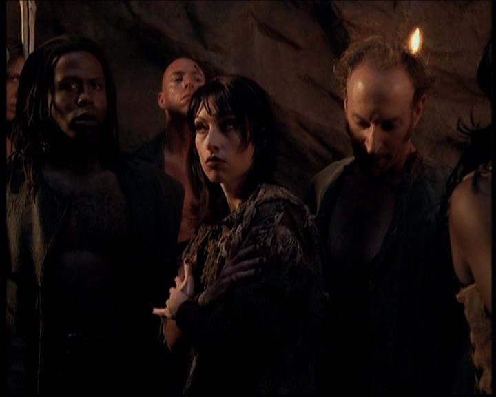 Charmed-Online-dot-710WitchnessProtection0593.jpg