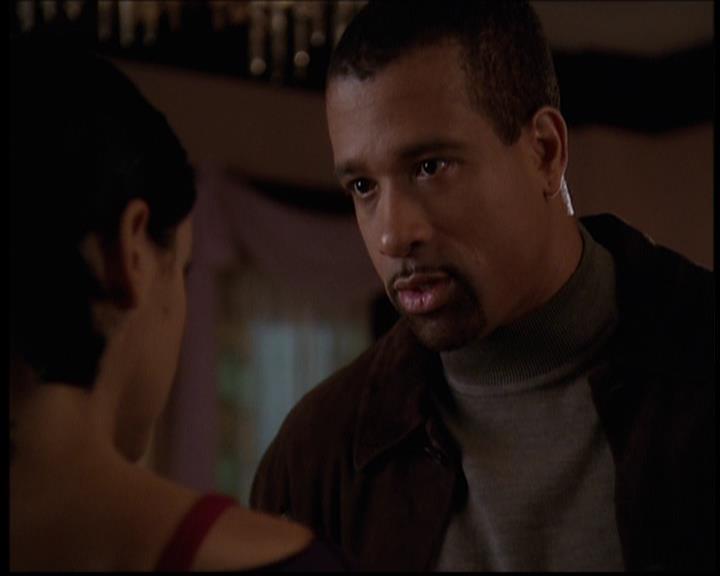 Charmed-Online-dot-710WitchnessProtection0739.jpg