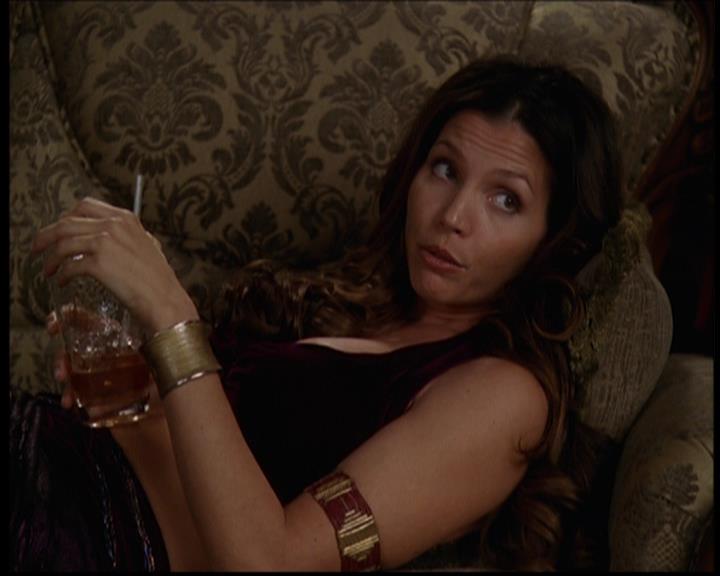 Charmed-Online-dot-710WitchnessProtection0775.jpg