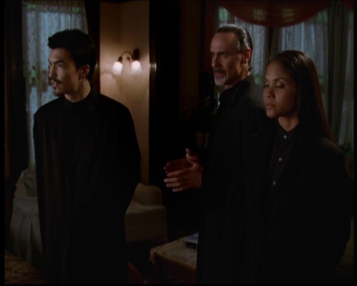 Charmed-Online-dot-710WitchnessProtection1018.jpg Charmed-Online-dot-710WitchnessProtection1018.jpg