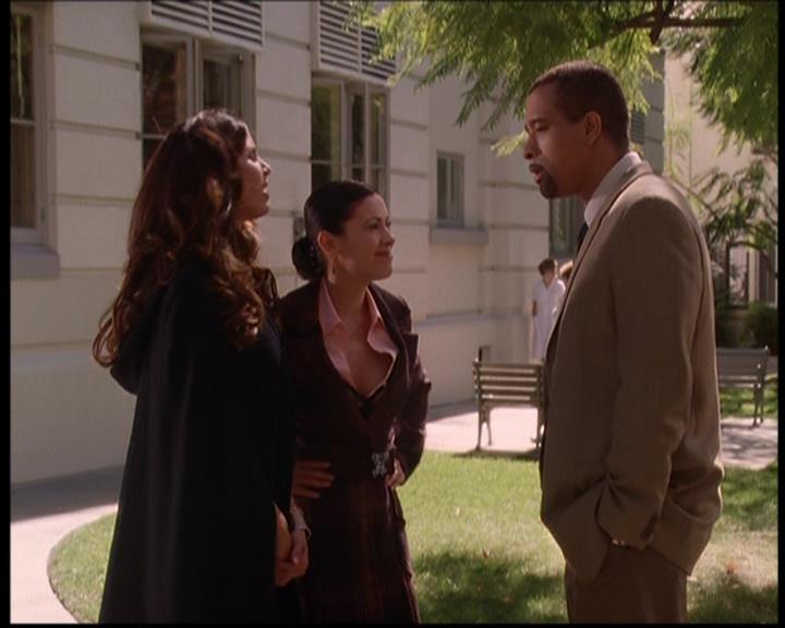 Charmed-Online-dot-710WitchnessProtection1378.jpg