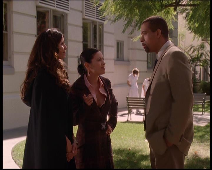 Charmed-Online-dot-710WitchnessProtection1384.jpg