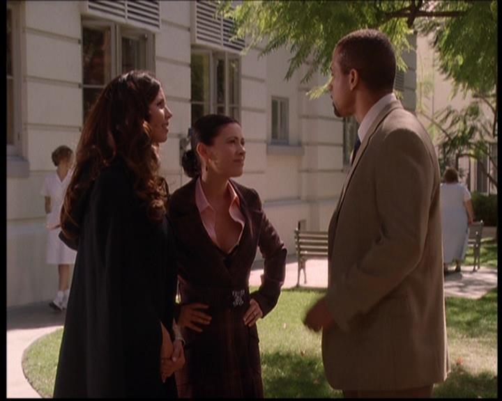 Charmed-Online-dot-710WitchnessProtection1402.jpg