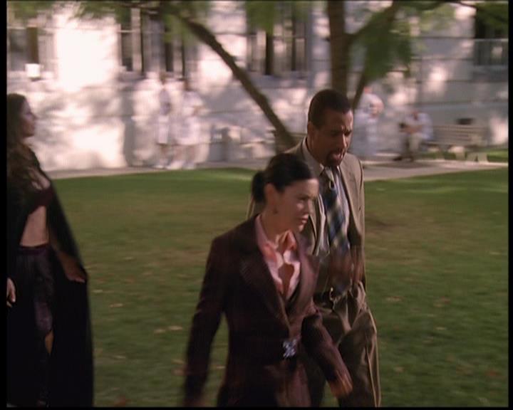 Charmed-Online-dot-710WitchnessProtection1408.jpg