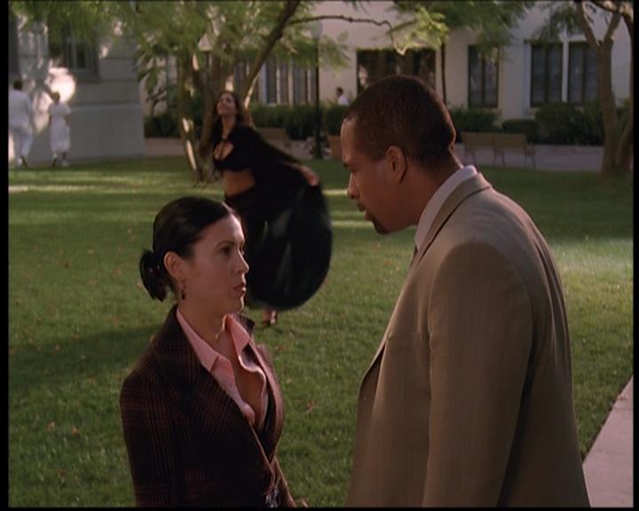 Charmed-Online-dot-710WitchnessProtection1413.jpg